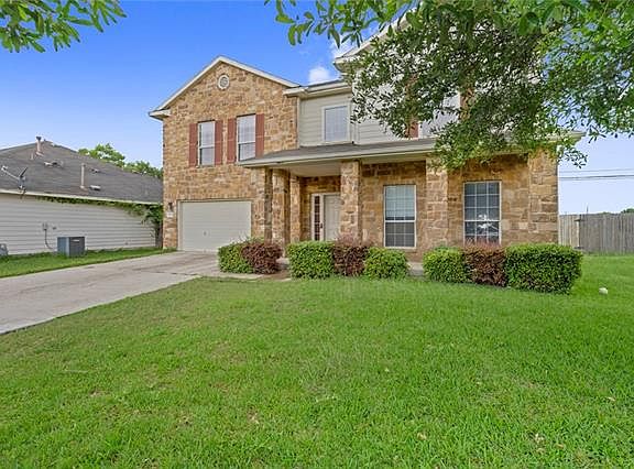 3rd image of 1408 Delia Chapa Ln