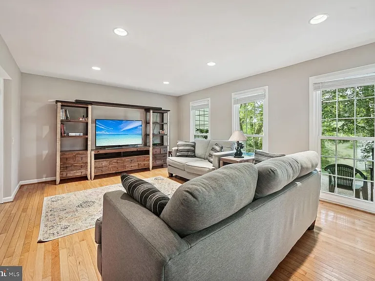 12904 N Commons Way — Photo 9