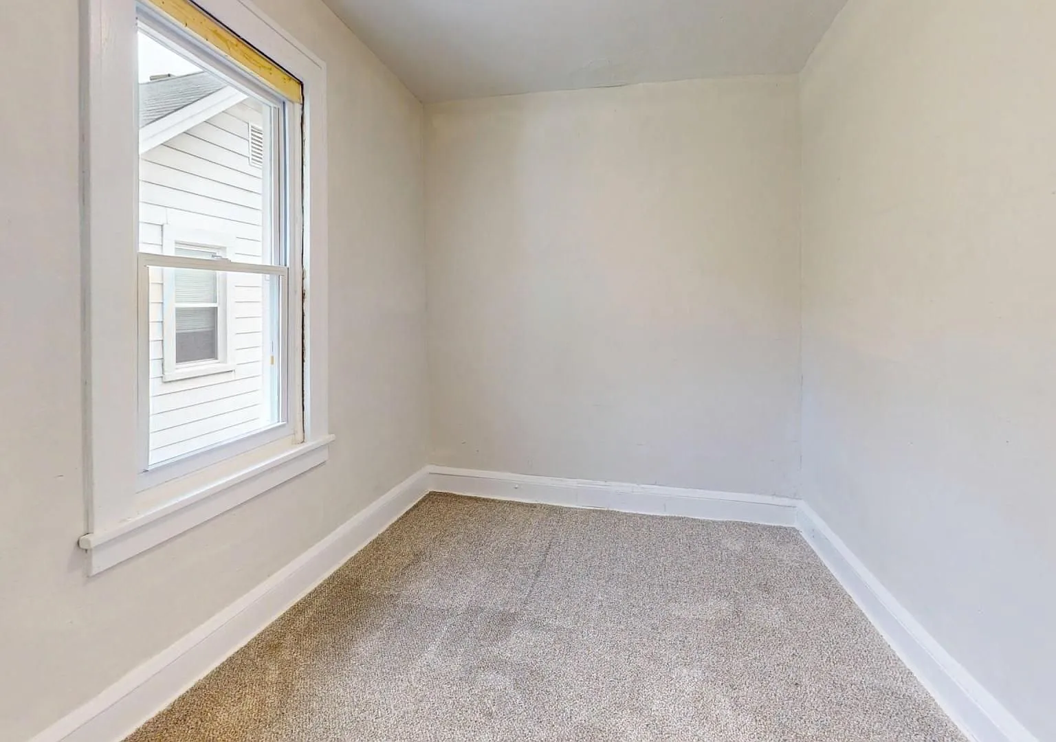 3186 W.52nd St. — Photo 4