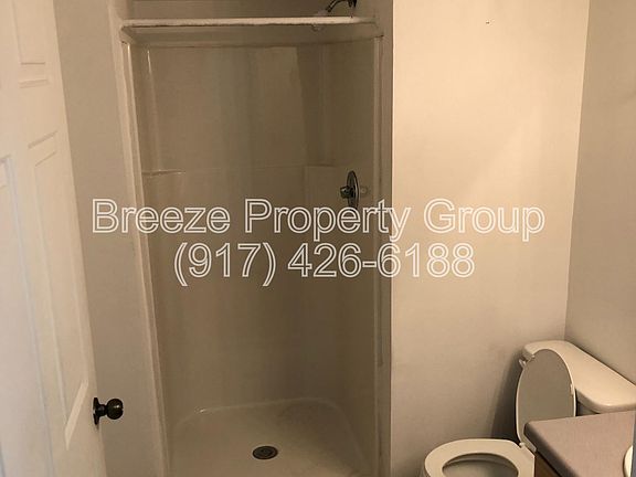 2nd image of 503 Nova St #503