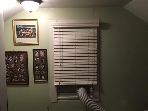 Upstairs hall way