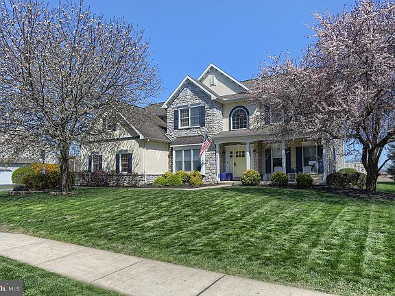 4th image of 107 Gold Finch Dr