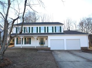 1919 Winsted Ct, Charlotte, NC 28262