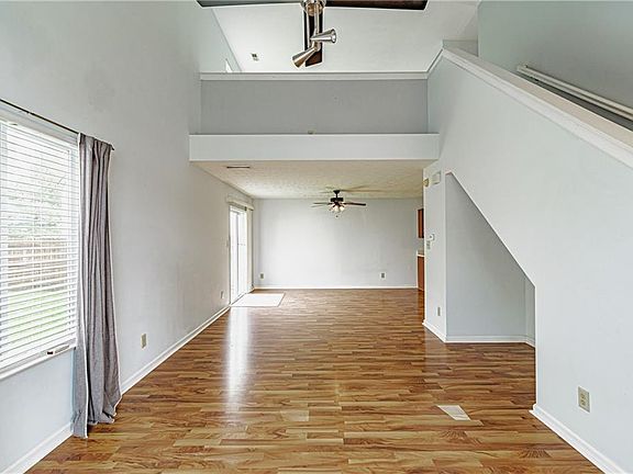 5th image of 6598 Largo Ln