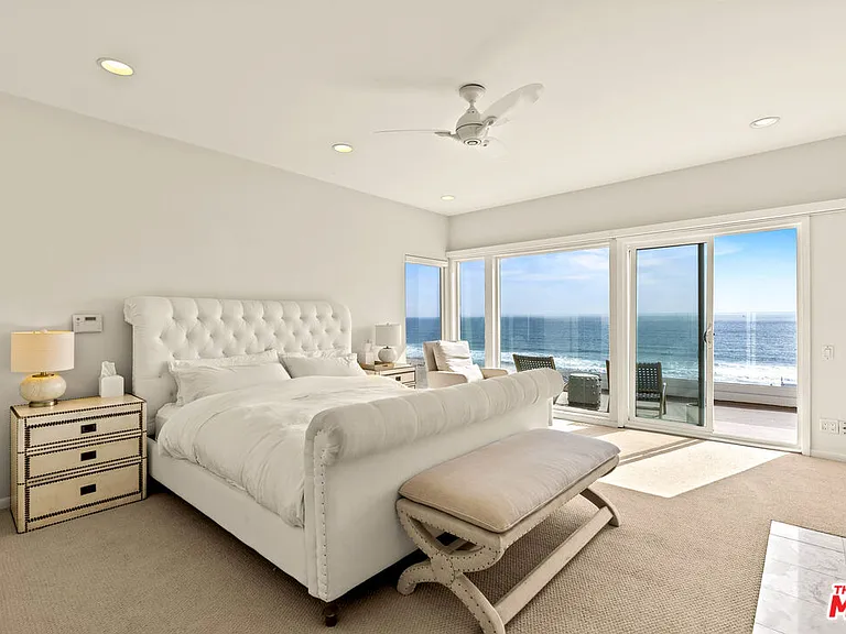 3616 The Strand #C — Photo 16