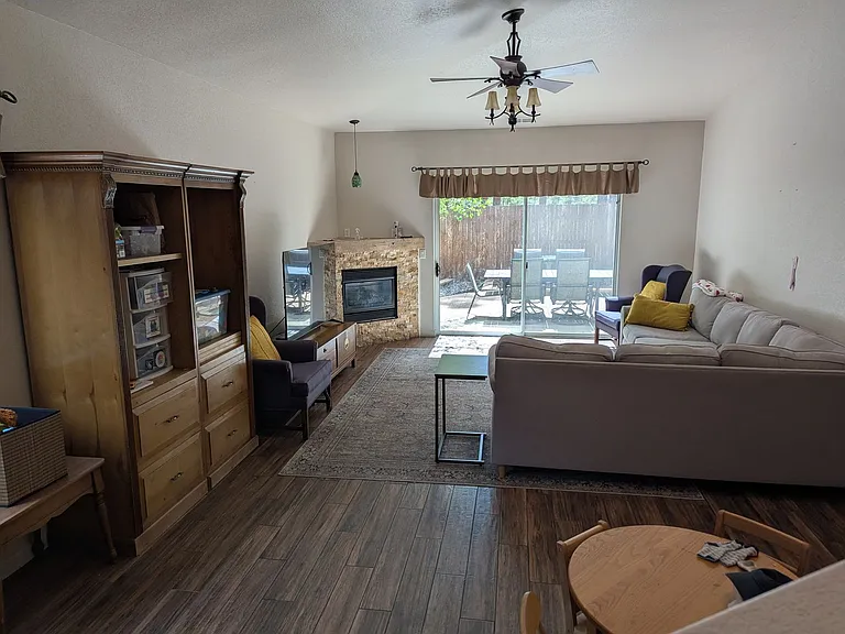 2088 S Thompson Loop — Photo 6