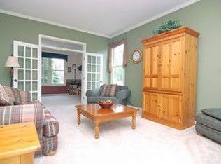 17942 W Pond Ridge Cir, Gurnee, IL 60031