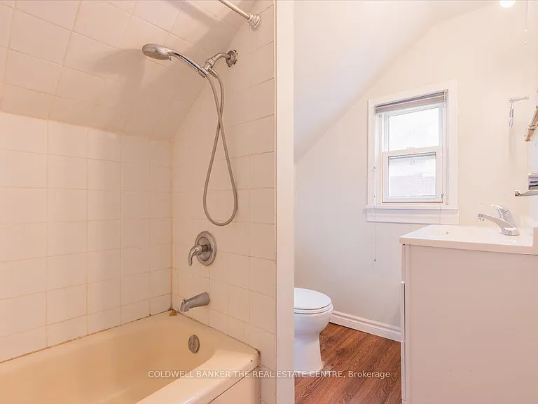 24 Maple St — Photo 35