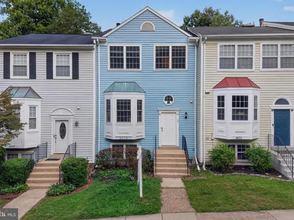 3609 Buckeye Ct, Fairfax, VA 22033