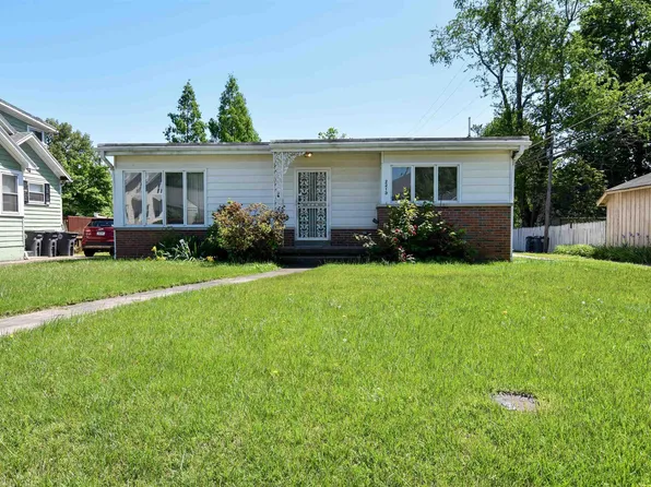 2213 Bayard Park Dr, Evansville, IN 47714