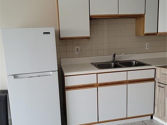 3rd image of 118 Golf Villas Ct NW