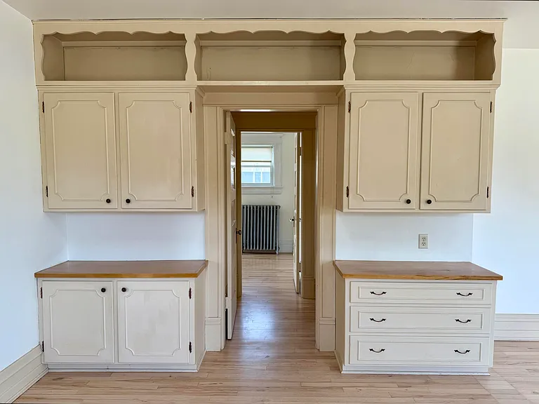 215 N Wisconsin St — Photo 14