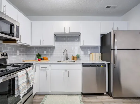 The Waters at Chenal Apartments