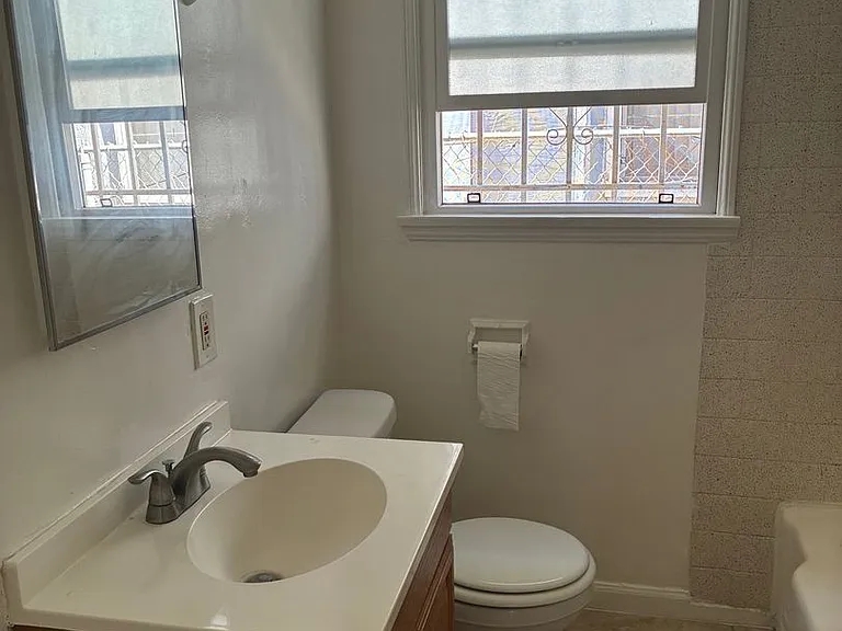 1111WA — Photo 3