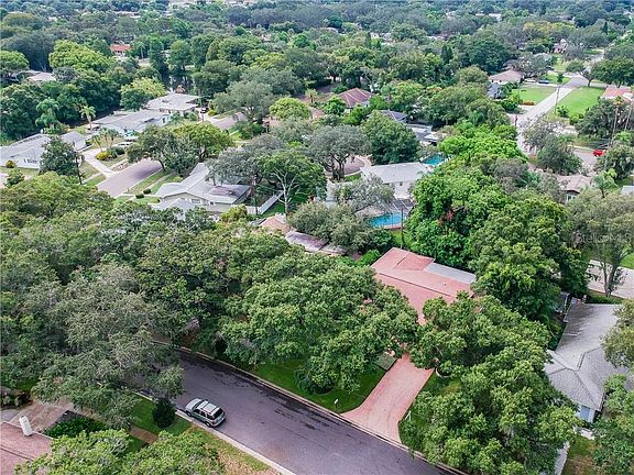5th image of 1609 Karlyn Dr