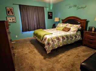 12420 S 217th St, Gretna, NE 68028