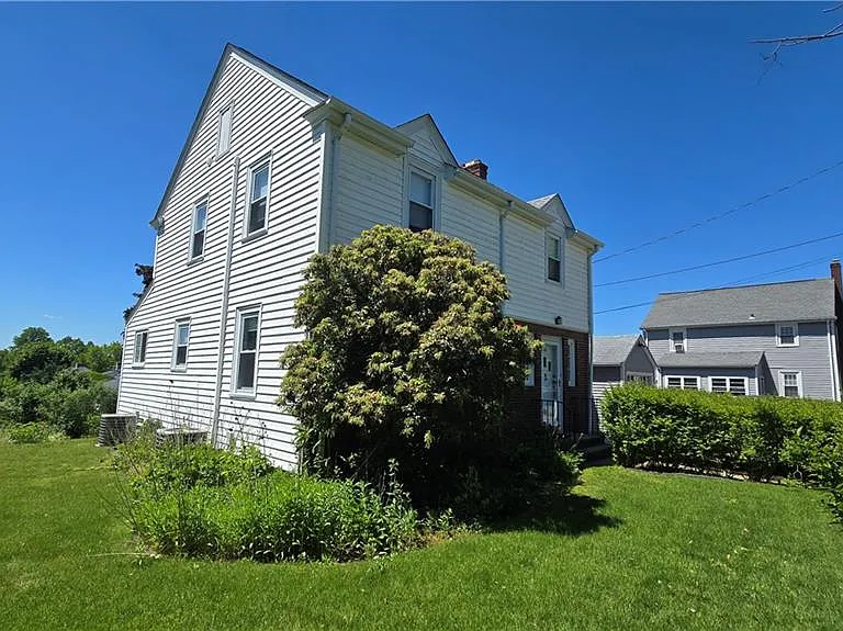 63 La Salle Dr — Photo 20