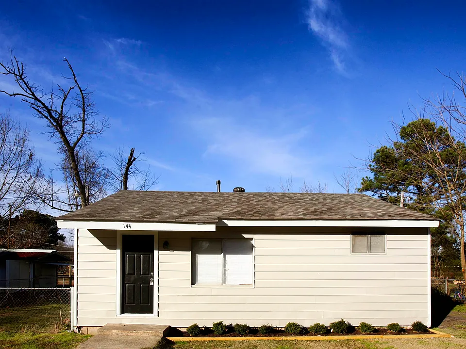 144 Central Ave