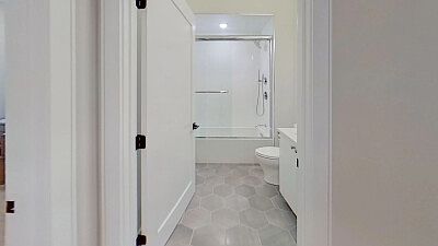 3rd image of 104-106 Warren St #2A