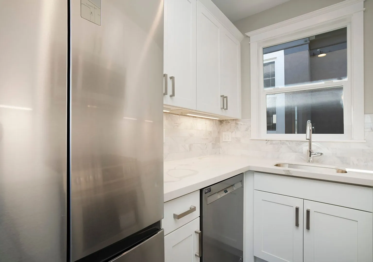 Terrace View Apartments — Photo 4