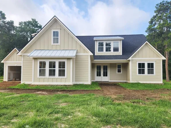 128 Hazelwood Dr, Leesburg, GA 31763