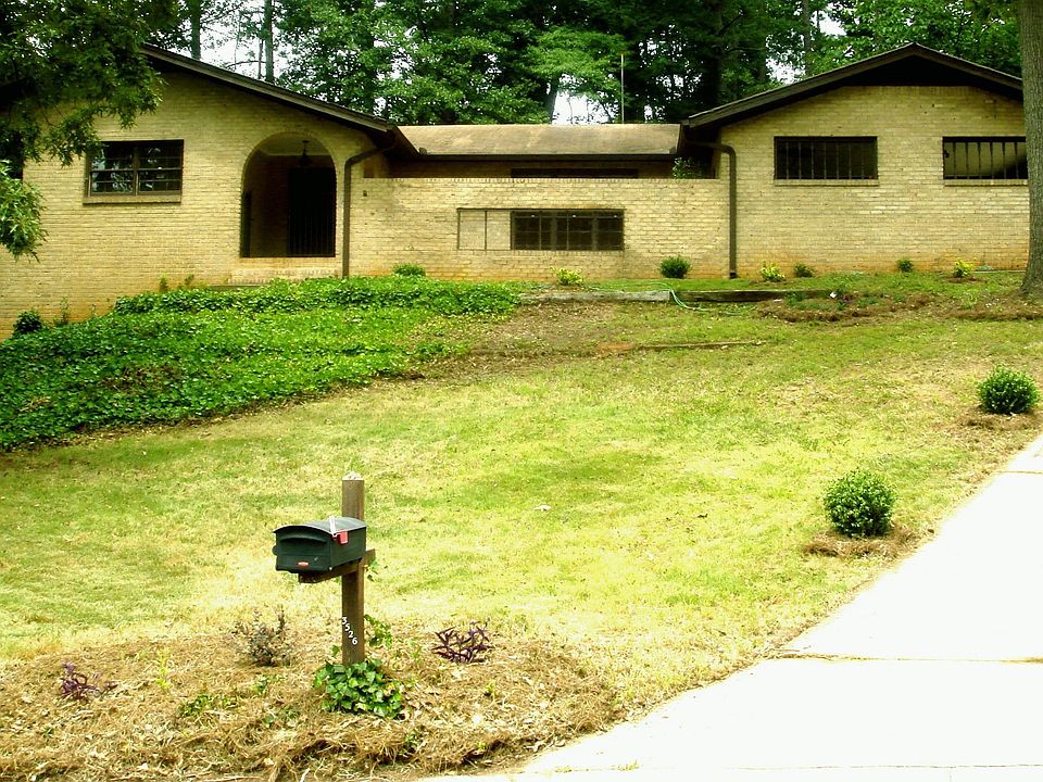 MISSION STYLE RANCH