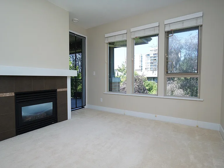 2388 Western Pkwy #411 — Photo 5