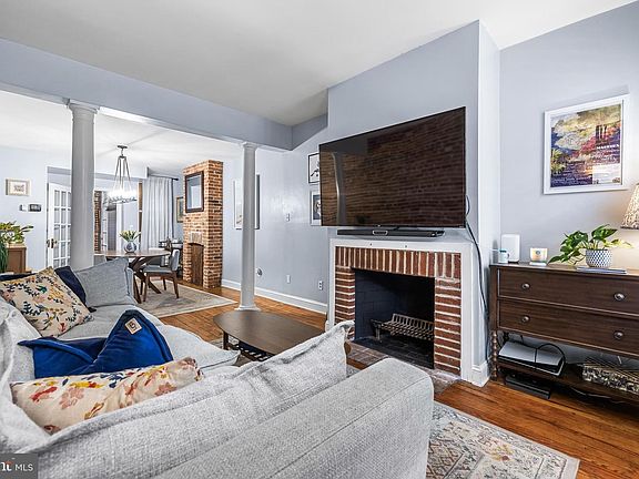 4th image of 1264 Riverside Ave