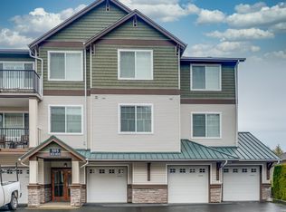 595 NW Lost Springs Ter UNIT 404, Portland, OR