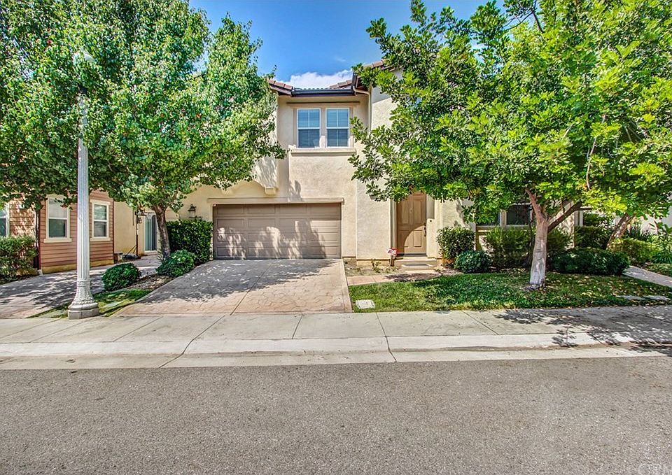 1st image of 1235 Evergreen Cir