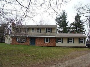 1566 Heather Dr, Lapeer, MI 48446