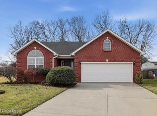 195 Bentwood Dr, Shepherdsville, KY