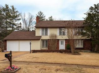 474 Brightspur Ln, Ballwin, MO