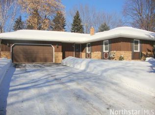 2933 Howard St N, Maplewood, MN 55109