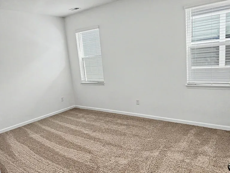 1404 Jasmine View Way — Photo 10