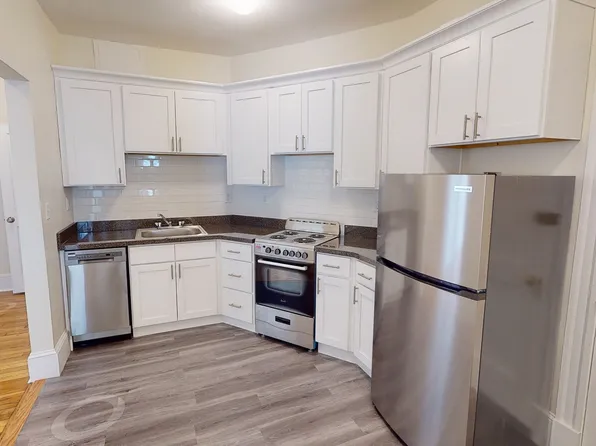 1595 Beacon St #13, Brookline, MA 02446