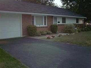 1st image of 29 Peach Grove Ave