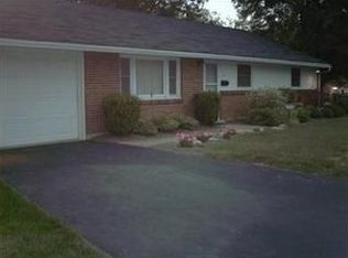 29 Peach Grove Ave, Dayton, OH 45458