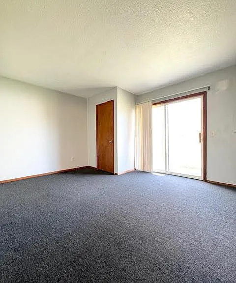 5517 Douglas Rd #5 — Photo 2