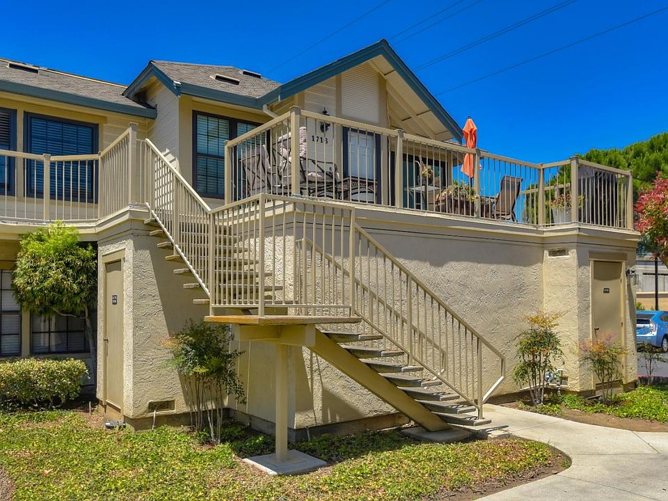 1st image of 1716 Vista Del Sol