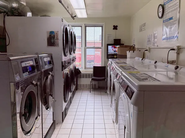 151-05 Cross Island Parkway image 25 of 29