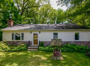 8 Hayestown Hts, Danbury, CT 06811