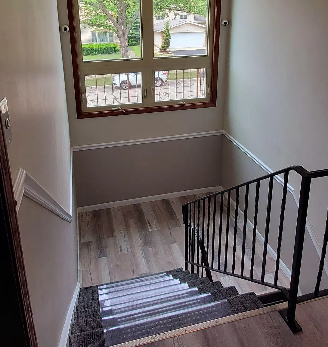 325 W Park Ave — Photo 3