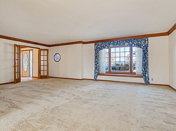 4th image of 2501 Arlingdale Dr