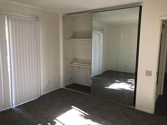2nd image of 1148 E Driftwood Dr
