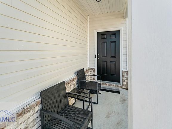 5th image of 36 Perlieu Ct