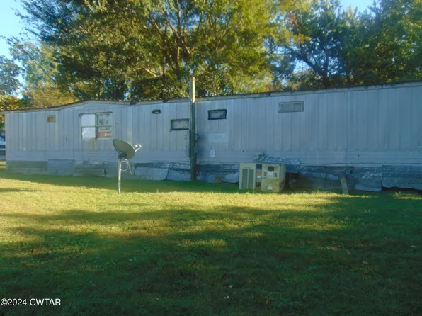 313 N Grayson St, Newbern, TN 38059