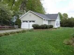 2001 Sunrise Cres, Lexington, NC 27295