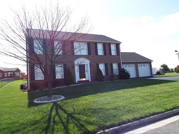 2nd image of 387 Sunflower Dr
