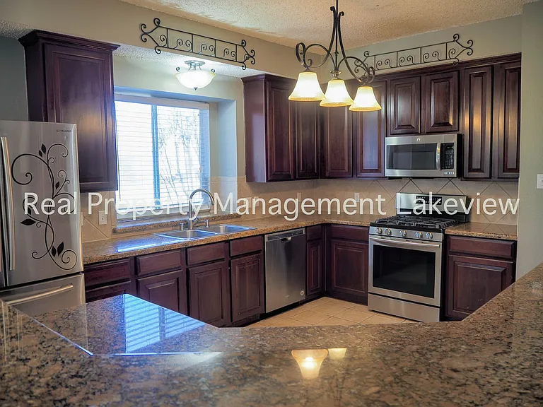 7500 Waterside Pl — Photo 12